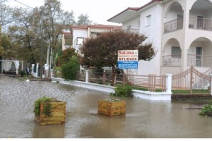 Κακοκαιρία Μπάλλος: Αυτό είναι το μοναδικό μέρος όπου δεν έβρεξε σήμερα - Οι 3 περιοχές της Αττικής που "βούλιαξαν" - εικόνα 3