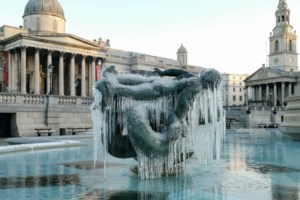 Απίστευτος χειμώνας στη Βρετανία: Πάγωσε μετά 60 χρόνια ο Τάμεσης [εικόνες] - εικόνα 6