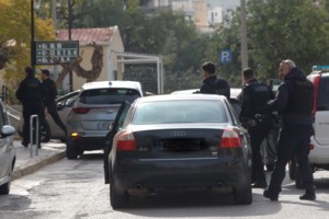 Στο "μικροσκόπιο" της ΕΛ.ΑΣ το τετράδιο του μέλους των "Πυρήνων της Φωτιάς" - Εξετάζουν το λαθρεμπόριο τσιγάρων - εικόνα 3