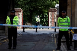 Ποιος είναι ο μακελάρης του Ρέντινγκ - Έφοδος της αστυνομίας στο σπίτι του - εικόνα 3