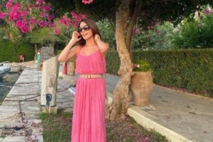 Τατιάνα Στεφανίδου: Με γαλότσες στις λάσπες στην πλημμυρισμένη Καρδίτσα για την πρεμιέρα της εκπομπής της [βίντεο] - εικόνα 2