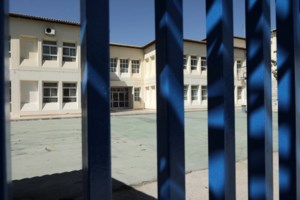 Ζέτα Μακρή: Δεν κλείνουν τα σχολεία – Τα παιδιά δεν κολλούν πάντα στο σχολικό περιβάλλον
