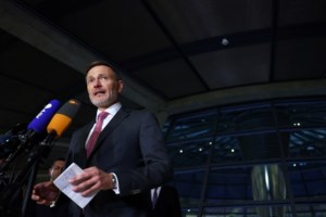 Πολιτική κρίση στη Γερμανία: Διαλύθηκε ο τρικομματικός συνασπισμός με την αποχώρηση του FDP - Προς πρόωρες εκλογές η χώρα - εικόνα 3