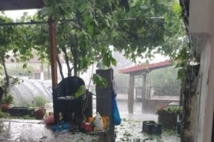 Καιρός: Σε ποιες περιοχές θα "χτυπήσει" η κακοκαιρία εξπρές με ισχυρές καταιγίδες - Θυελλώδεις βοριάδες την Κυριακή - εικόνα 4