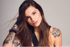 Εριέττα Κούρκουλου: Θα πρέπει να είναι αποδεκτό ένας μπαμπάς να κάτσει σπίτι με το παιδί και να αφήσει τη γυναίκα του να δουλέψει