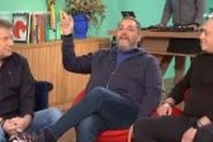 "Λύγισαν" τα αδέλφια Διονυσίου βλέποντας σπάνιο βίντεο της νεκρής αδελφής τους, Τασούλας