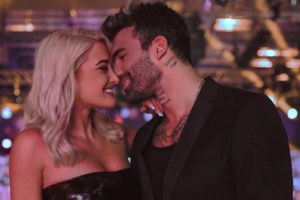 "Λύγισε" η Ιωάννα Τούνη για τον αδιάφορο πατέρα της - "Μου έλεγε να μη μασάω τσίχλα γιατί φαίνομαι σαν…'' [Βίντεο] - εικόνα 2