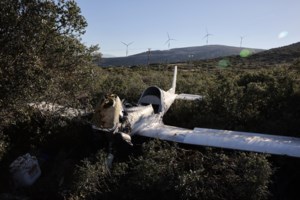 Λαμία: Ένας νεκρός και δύο τραυματίες σε σφοδρή σύγκρουση [βίντεο, εικόνες]