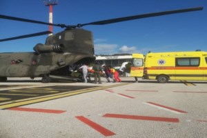 Πάρος: Αυτοκίνητο έπεσε στη θάλασσα βγαίνοντας από φέρι στο λιμάνι της Πούντας - Βίντεο