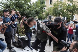 Έλενα Πολυχρονοπούλου: "Νιώθω προδομένη, ερωτεύτηκα τον λάθος άνθρωπο" - Η απολογία της για την κοκαΐνη - εικόνα 2