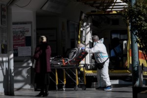 Χρυσοχοΐδης: Θέλουμε χρόνο δέκα ημερών για να μην μπουν διλήμματα ποιος θα ζήσει και ποιος όχι