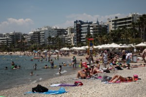 Meteo: Γιατί θα "βρέξει" χαλάζι αυτή την εβδομάδα στην Ελλάδα εν μέσω καλοκαιριού