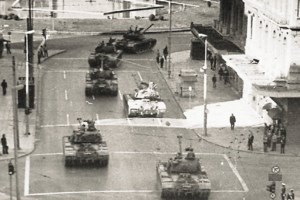 Το κολαστήριο του ΕΑΤ-ΕΣΑ στον Πειραιά: "Η φίλος ή σακάτης βγαίνει...όποιος έρχεται εδώ μέσα" [βίντεο]