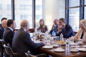 Τριμερής Ελλάδος - Αιγύπτου - Κύπρου: Καρφιά Δένδια για την παραβατική συμπεριφορά της Τουρκίας