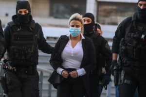 Ειρηνοδικείο Αθηνών: Συνελήφθη σεκιουριτάς που φωτογράφιζε κρυφά ασκούμενες δικηγόρους [Βίντεο]