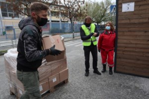 Σοκάρουν οι γιατροί για τον θάνατο 35χρονου από κορονοϊό: "Ήταν υγιής, ξαφνικά σταμάτησε η καρδιά του" - εικόνα 2