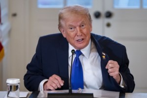 ΗΠΑ: Το Ιράν ανέστειλε 800 εκτελέσεις, αλλά ο Τραμπ κρατά το χέρι... πάνω από το κουμπί