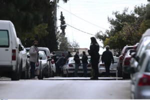 Δολοφονία  Καραϊβάζ: Στο "μικροσκόπιο" της ΕΛ.ΑΣ δυο αδέσποτες σφαίρες στο σημείο της δολοφονίας - εικόνα 2