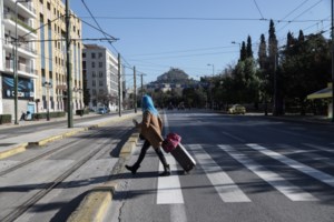 Μετά από 40 χρόνια η Αθήνα καθάρισε από το νέφος λόγω κορονοϊού - Μείωση 40%