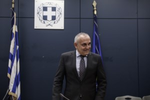 Μυστήριο με τη μελέτη Τσιόδρα – Λύτρα: Τρεις ημέρες μετά τη δημοσιοποίηση και ακόμα δεν έχει βρεθεί ο παραλήπτης.