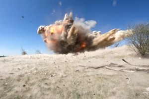 Οι Ουκρανοί ανατίναξαν θωρακισμένο τρένο που μετέφερε Ρώσους στρατιώτες στη Μελιτόπολη