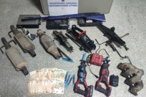 Πάτρα: Ο αστυνομικός σκύλος "Αικ" εντόπισε σακούλα με 22 κιλά κοκαΐνη σε φορτηγό στο λιμάνι