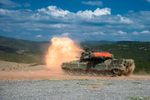 Ελληνικά F-16 συνόδευσαν αμερικανικό βομβαρδιστικό πάνω από τη Βόρεια Μακεδονία - εικόνα 2