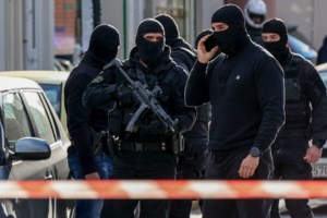 Πυροβολισμοί με τραυματίες στο Γάζι: Νέα βίντεο από το περιστατικό - Με εντολή εισαγγελέα ελεύθερη η σύντροφος του δράστη