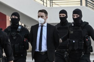 Σε λίγο η απόφαση για τον Μπάμπη Αναγνωστόπουλο: Καταπέλτης η εισαγγελέας - Η Καρολάιν πήγε σαν το σκυλί στα αμπέλι - εικόνα 2