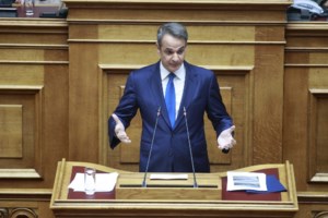 Φάμελλος: Αποσύρετε τις διατάξεις για τους ελεύθερους επαγγελματίες - Το νομοσχέδιο ωθεί στη φοροδιαφυγή