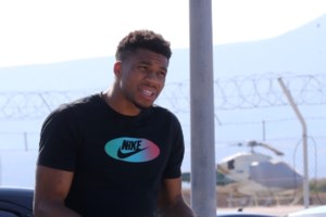 Ο Αντετοκούνμπο τρολάρει την Αλ Χιλάλ: Πάρτε εμένα αντί για τον Εμπαπέ, μοιάζουμε [εικόνα]