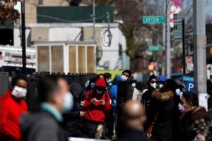 Δείτε τι "απίθανο" φοράει η Σάρα Τζέσικα Πάρκερ στην καραντίνα στη Νέα Υόρκη - εικόνα 2