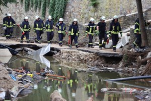 Σάλος για τον Μπάμπη Παπαδημητρίου: "Oι πλημμύρες στη Γερμανία είναι τιμωρία από τον Θεό - Μας κούναγαν το δάχτυλο"