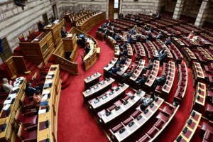 Νίκος Ανδρουλάκης: Θα είμαστε στη δεύτερη θέση με ανεβασμένα ποσοστά - Ο Μητσοτάκης έχει ένα αδιαφανές σύστημα εξουσίας - εικόνα 2