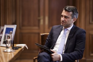 ΣΥΡΙΖΑ κατά Γεωργιάδη: Αναγκάστηκε να παραδεχθεί πως τον παρακολουθούσαν, αποδέχτηκε την εγκυρότητα των αποκαλύψεων - εικόνα 2