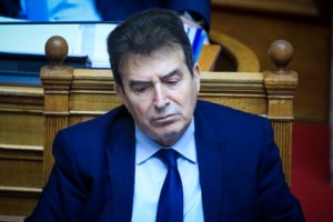 Εξάρχεια: Αστυνομική επιχείρηση στον "Εξωστρεφή" μετά τις δηλώσεις Χρυσοχοΐδη - εικόνα 4