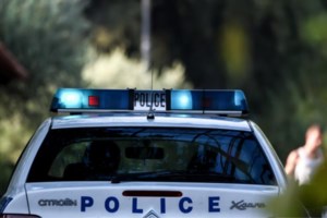 Φαρ ουέστ στη Μάνη: Χειροπέδες στον 70χρονο που άρχισε να πυροβολεί μέσα σε καφενείο - εικόνα 2