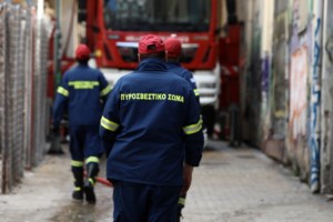 Θεσσαλονίκη: Απείλησε να σφάξει τη μητέρα του, καταδικάστηκε, αλλά γύρισε σπίτι - "Φοβάμαι, μέρα-νύχτα", λέει η γυναίκα