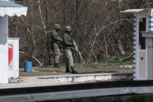 Κόκκινος συναγερμός στον Εβρο: Σχέδιο έκτακτης ανάγκης τριών επιπέδων για να εμποδιστεί μαζική "εισβολή" μεταναστών