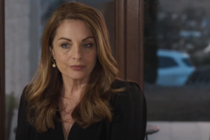 Η Αντέλ επέστρεψε μετά από 6 χρόνια απουσίας: "Ικετεύει" τον πρώην σύζυγό της να την συγχωρέσει στο νέο της τραγούδι