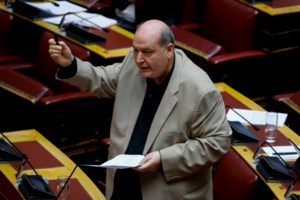 Νέα ένταση με τον Φίλη στη Βουλή για τα ολοήμερα - Ξεκίνησε η συζήτηση του νομοσχεδίου για την Παιδεία - εικόνα 2