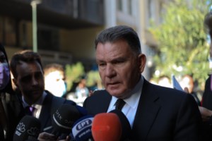 Ανατροπή με την καταδίωξη στο Πέραμα: Παραδόθηκε ο 16χρονος Ρομά που αναζητούνταν - "Εγώ οδηγούσα", λέει - εικόνα 2