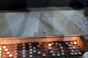 "Ο Νίκος θα μείνει για πάντα στη Λάρισα": Το συγκινητικό γκράφιτι στο κτίριο όπου έχασε τη ζωή του ο 22χρονος φοιτητής - εικόνα 5