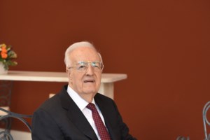 Θάνατος Σαρτζετάκη: Συλλυπητήρια μηνύματα από Σακελλαροπούλου, Μητσοτάκη και πολιτικούς αρχηγούς