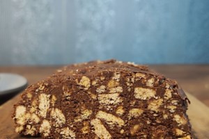 Συνταγή για πανεύκολο κέικ βανίλια-σοκολάτα χωρίς ζάχαρη - Φτιάχνεται στο πι και φι