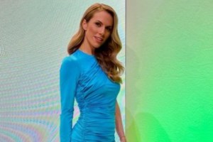 Βάσω Λασκαράκη: Οι φωτογραφίες με την κόρη της για την γιορτή της - Η ανάρτηση του Τσιμιτσέλη [εικόνες] - εικόνα 3