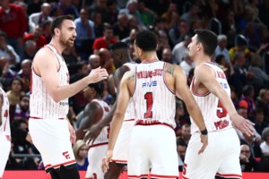 Μπαρτσελόνα-Ολυμπιακός 77-69: Οι Καταλανοί ισοφάρισαν τη σειρά σε 1-1 αλλά η συνέχεια δίνεται στον Πειραιά - εικόνα 2