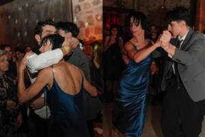 Έλενα Τοπαλίδου: Νέες αδημοσίευτες φωτογραφίες από τον γάμο με τον Νίκο Κουρή - "Σε θέλω" - εικόνα 3