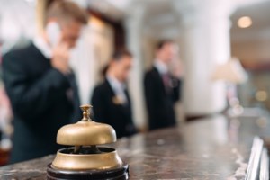 Αδιανόητο περιστατικό στην Κρήτη: Ανασφάλιστος μάγειρας έπαθε εγκαύματα β΄ βαθμού και τον έβαλαν σε δωμάτιο με κρέατα - εικόνα 4