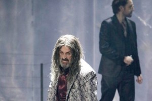 Λεωνίδας Κακούρης: Το σοκαριστικό βίντεο που ανέβασε μετά την αποχώρηση από τον "Βασιλιά Ληρ" και η κόντρα με τον Χουβαρδά